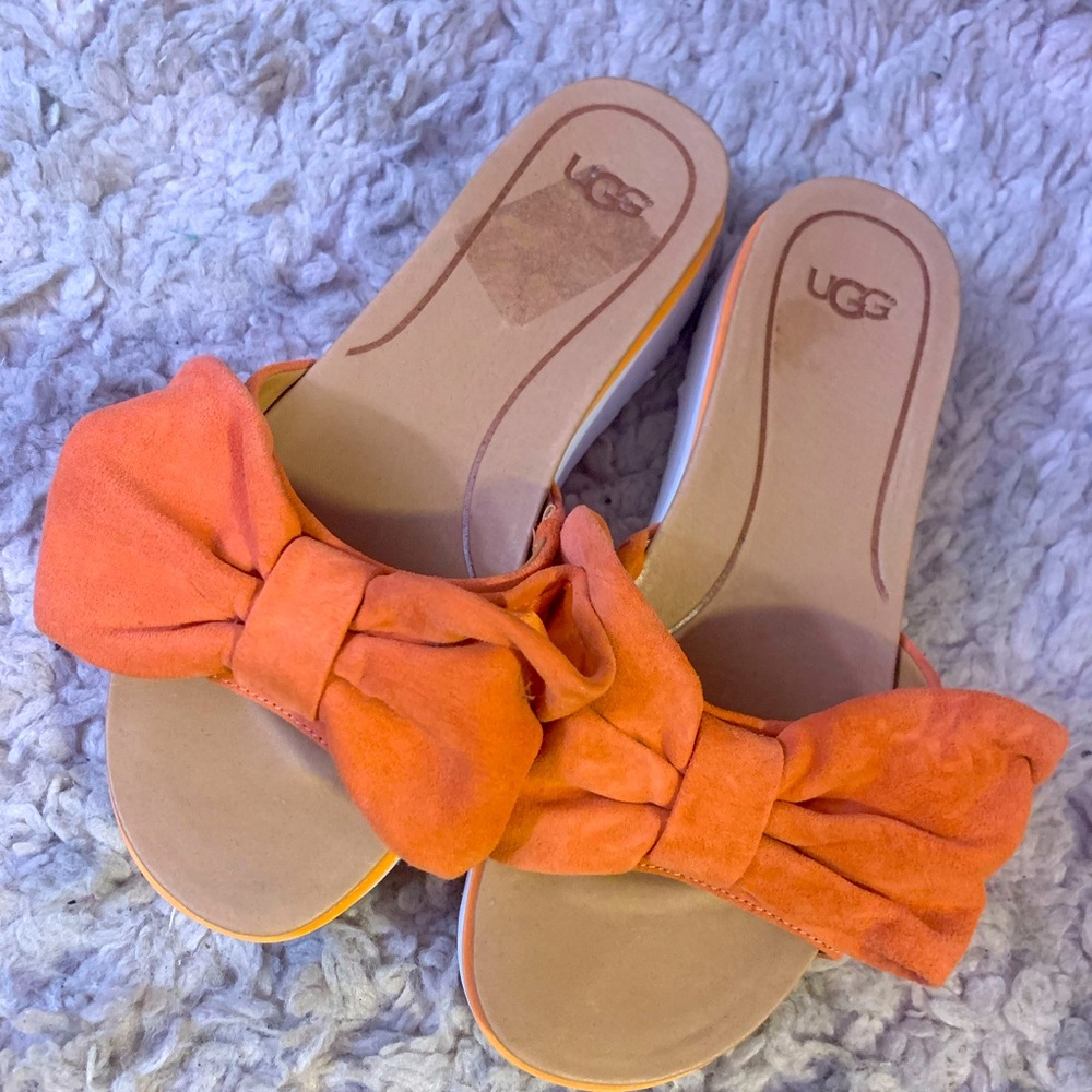 Women’s Summer UGG slides orange size 7